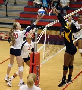 Melanie Crow was named to the all-tournament team at the Magnolia Invitational.