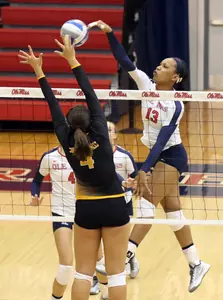 Sophomore Nakeyta Clair had a team-high 12 kills on a team-high .733 hitting percentage.