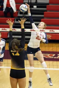 Freshman right side hitter Melanie Crow was named to the Rebel Classic All-Tournament team.