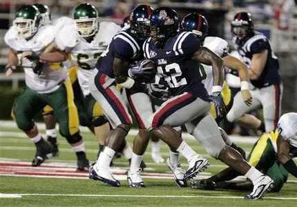 D.T. Shackelford had an interception and recovered two fumbles against the Lions in 2009.