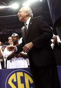 SEC commissioner Mike Slive announced Tuesday he will retire from his position on July 31, 2015.