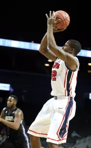 Senior Jarvis Summers led the Rebels with 21 points Monday night.