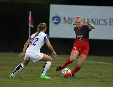 Junior Sara Coleman