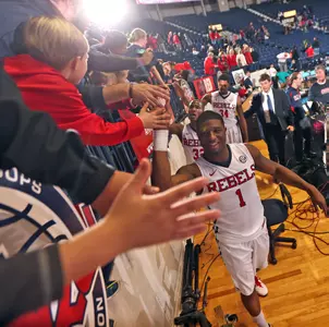 Senior Martavious Newby