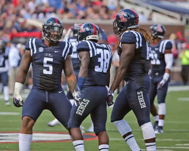 Robert Nkemdiche (photo by Joshua McCoy)