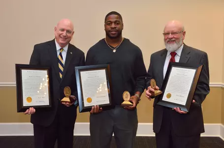Deterrian Shackelford (Photo by Robert Jordan/Ole Miss Communications)