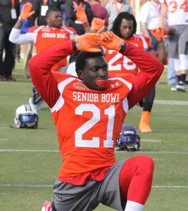 Senquez Golson stretching at Senior Bowl practice in Fairhope, Alabama. (courtesy of Jack Reid)