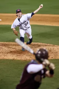 Southpaw Wyatt Short