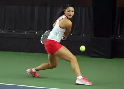 Arianne Hartono defeated No. 20 Joana Vale Costa of LSU.