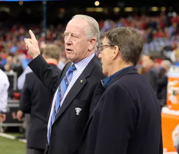 Archie Manning at the 2016 Allstate Sugar Bowl, which Ole Miss won over Oklahoma State, 48-20. (photo by Joshua McCoy)