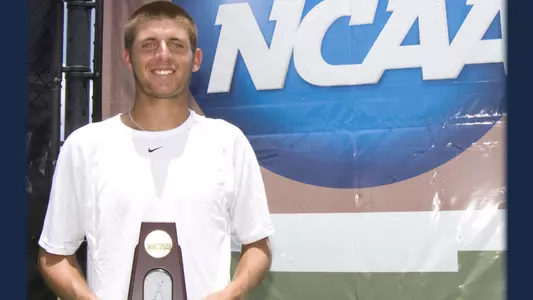 Devin Britton, 2009 NCAA