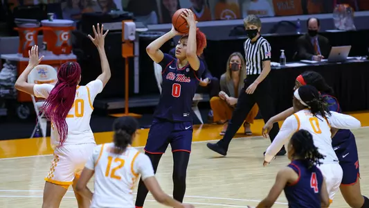 Shakira Austin vs Tennessee