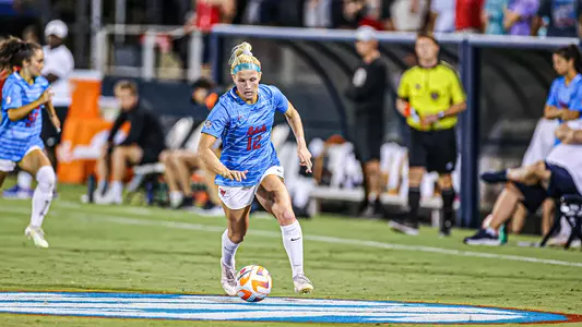 Ole Miss Soccer faced off against Florida in Oxford, MS on September 22, 2022.
Photo by Reed Jones/Ole Miss Athletics
Instagram and Twitter: @OleMissPix
Buy Photos at RebelWallArt.com