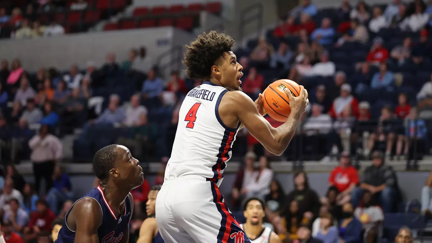 Jaemyn Brakefield