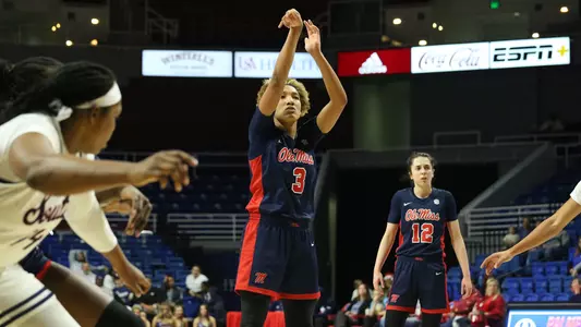 OM11 WBB Kennedy Todd