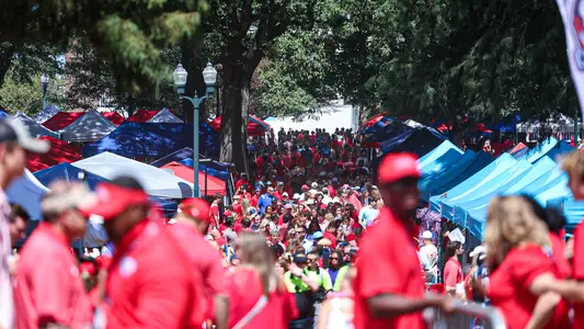 Football Fans Grove MTSU