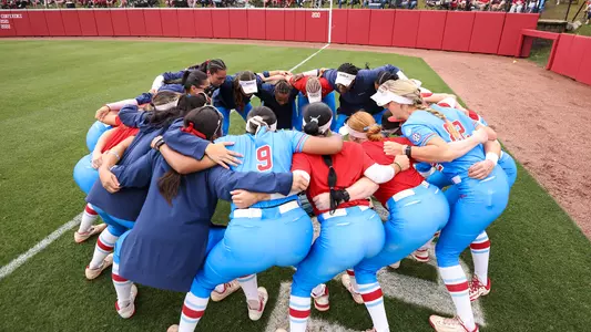 Team Huddle_Arkansas_5.25