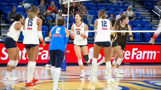 Volleyball vs. Wyoming