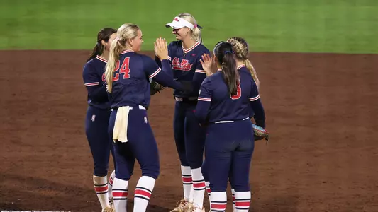 Team Huddle_Fall_Web