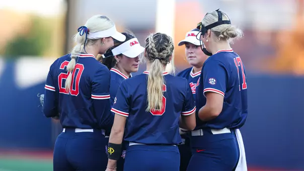 Team Huddle_Fall_Web_2