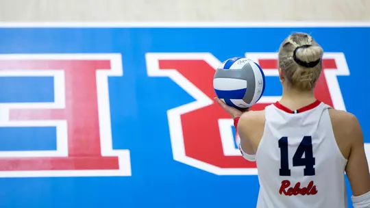 Shayla Meyer Serve_Web