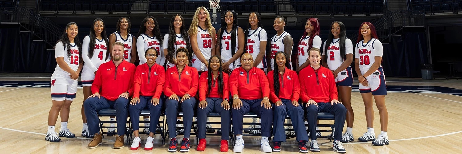 2026-27 WBB Team Photo