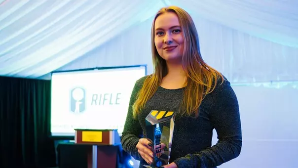 Sara Karasova_Hire_Web