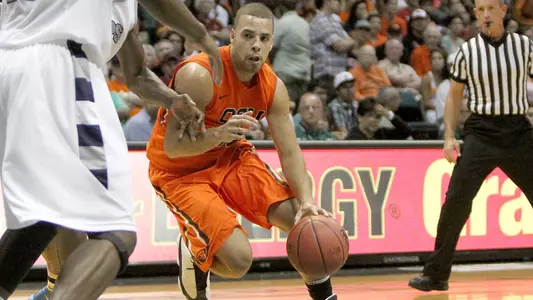 Roberto Nelson vs. Akron