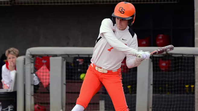 Najdek Goes the Distance but Beavers Fall to Lopes