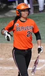 Softball Overpowers Utah with Late Offensive Surge