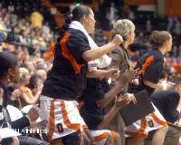 Women's Basketball Shows Dramatic Improvement in 2005-2006