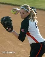 Home Runs Not Enough As No. 13 Softball Comes Up Short At No. 12 UCLA, 6-3