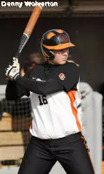 Softball Topped by No. 21 Texas A&M