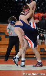 Wrestling Extends Winning Streak to Four with Pair of Wins at Stanford