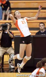 Volleyball Takes UNLV Alexis Park Invitational Title