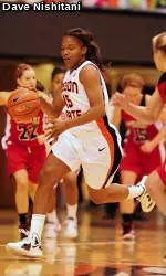 Marchbanks' Double-Double Not Enough in Beavers' Loss to North Texas