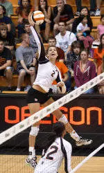 Sawatzky Tallies Nine Kills in Volleyball's Senior Day Loss to No. 10 UCLA