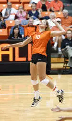 Volleyball Falls in Close Four-Set Match to No. 19 Michigan