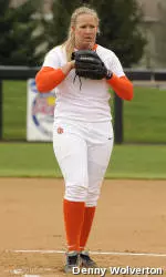 Softball Falls to San Diego State