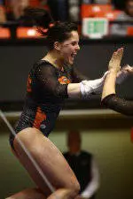 Follow the Beavers at Regionals via Live Chat