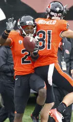 Wheaton Breaks Career Reception Record in 77-3 Win over Nicholls State