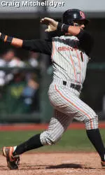 Wong, Norris Lead Beavers Past Arizona In Series Finale