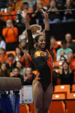 Quizz and Rodriguez Grab Top Bennys Honors