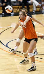 Saxton Records Second Double-Double in Volleyball's Win over Cincinnati