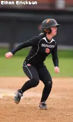 Softball Opens Pac-10 Play Hosting No. 21 Oregon