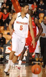 Men's Hoops Hosts Howard on Saturday