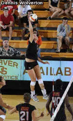 Volleyball Falls at Washington State