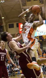 Men's Hoops Hosts Washington on Saturday