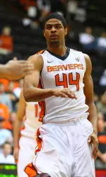 With President In Attendance, Oregon State Rolls Past Towson, 66-46