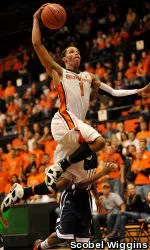 Beavers Continue Hot Start With 95-53 Win Over UIC